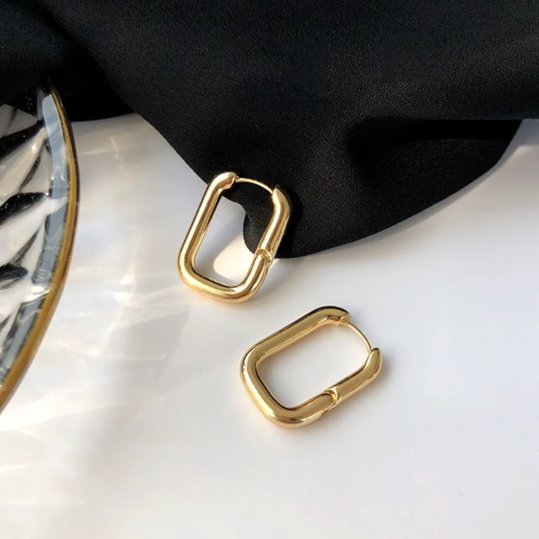 Anti tarnish Rectangular 18K Gold plated hoop earring for girls/women