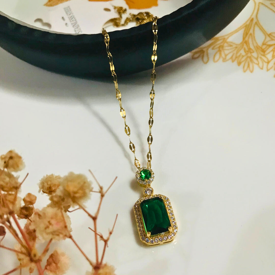 Anti tarnish 18K Gold plated green emerald pendant with chain.