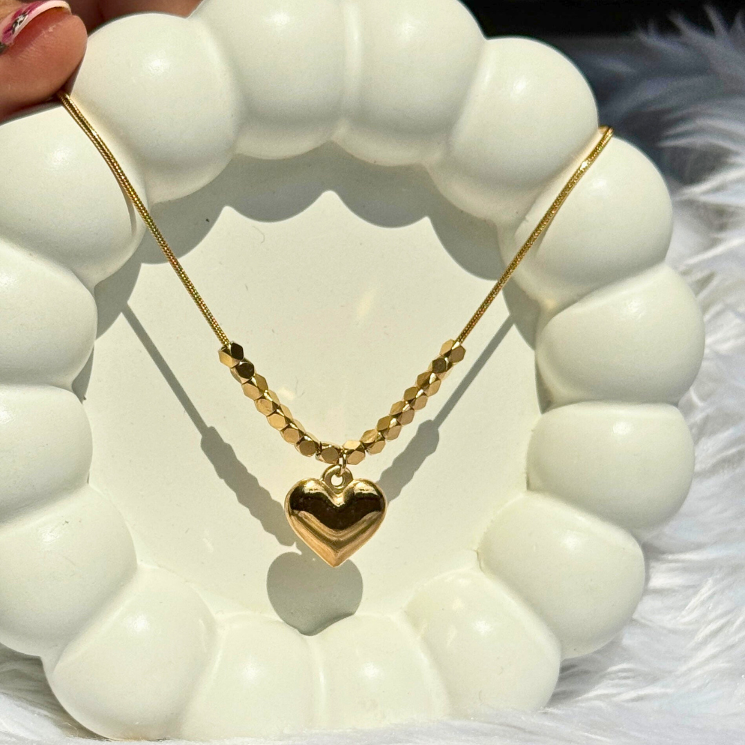 Anti tarnish 18k Gold plated heart pendant with chain