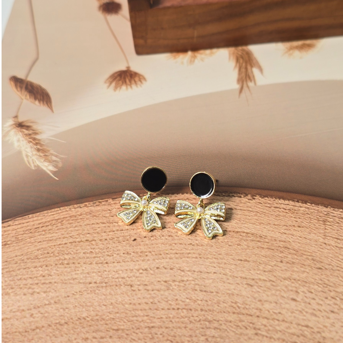 Korean bow style black pearl earrings