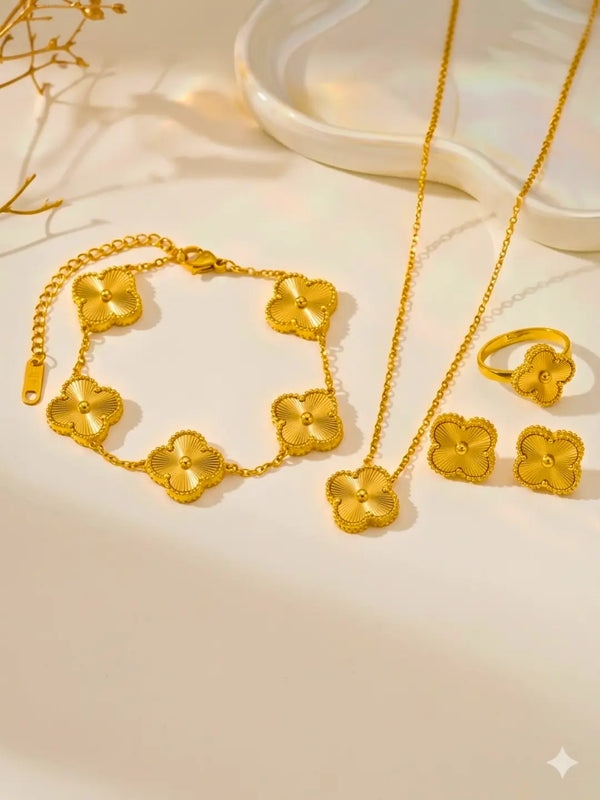 Anti Tarnish Clover Gold Jewellery Set