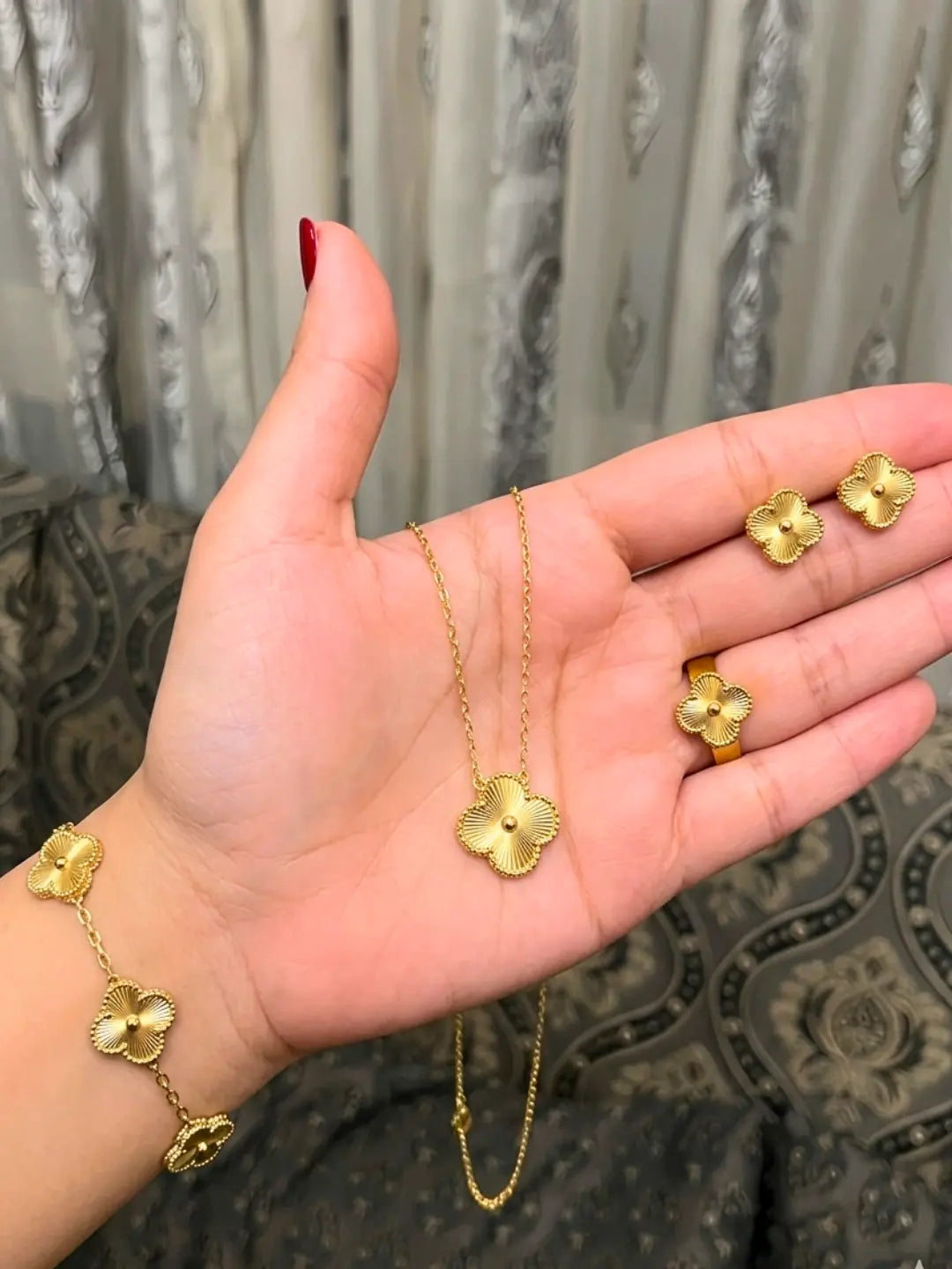 Anti Tarnish Clover Gold Jewellery Set Shimmera