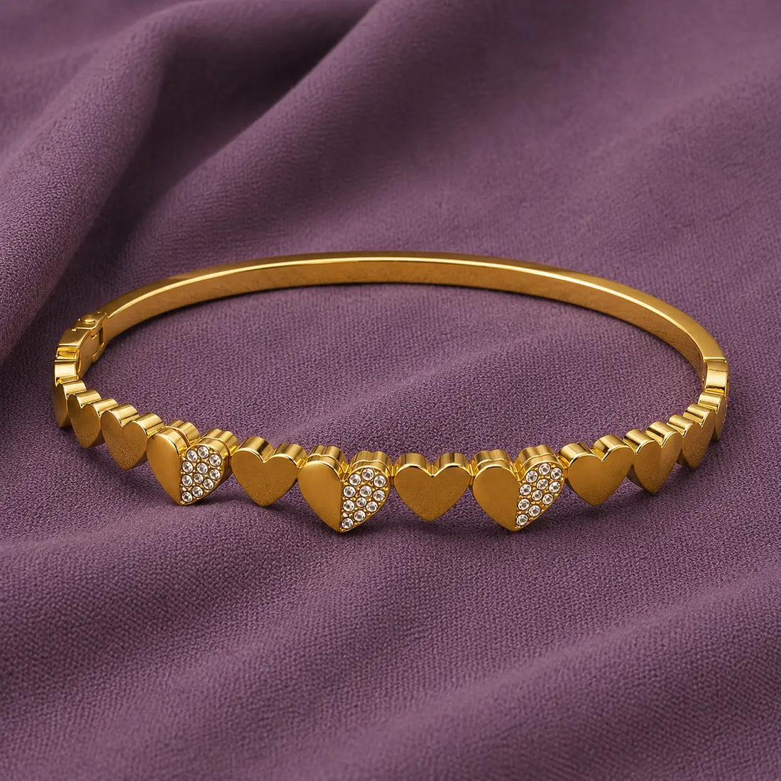 Anti Tarnish Gold Heart Bracelet for Women Shimmera