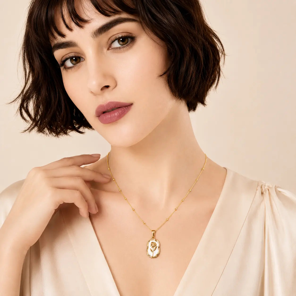 Anti-Tarnish 18k Gold-Plated Floral Design Pendant with Chain Shimmera